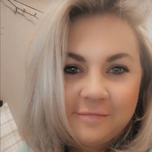 Meet your Posher, Kellie